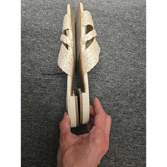 Calvin Klein Raffia Sandals Size 8.5 - Picture 4 of 5